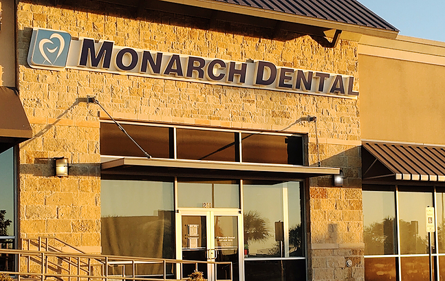 Monarch Dental - Weatherford Office Exterior