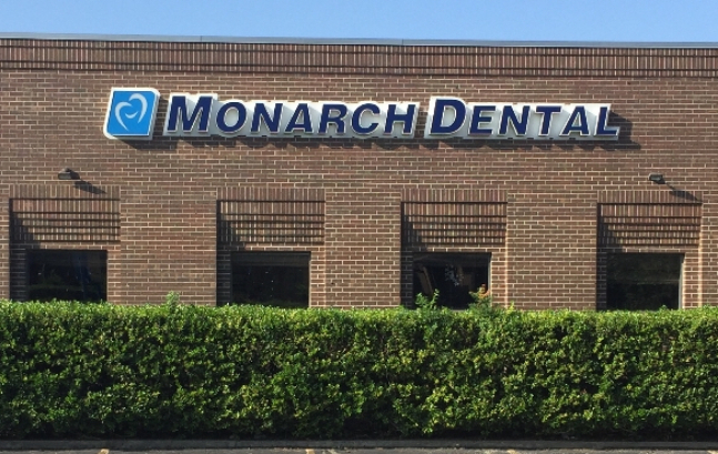 Monarch Dental - San Antonio/7860 Culebra Rd. Office Exterior