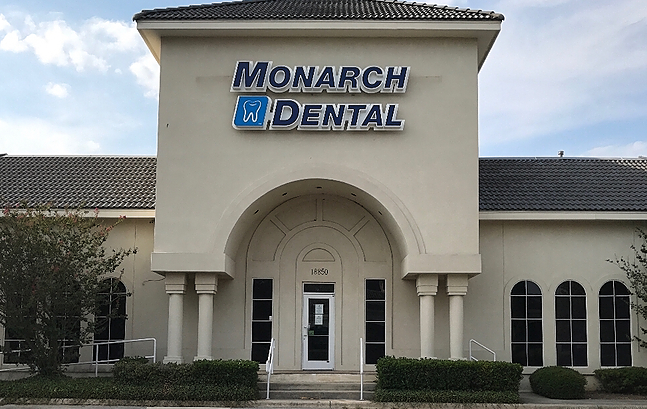 Monarch Dental - San Antonio/Stone Oak Pkwy. Office Exterior