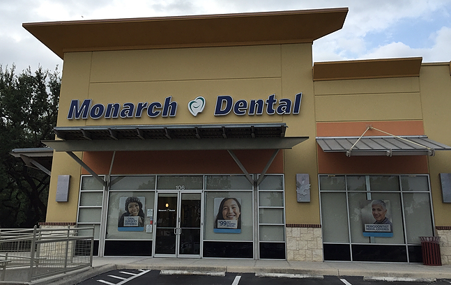 Monarch Dental - San Antonio/Bandera Oaks S.C. Office Exterior